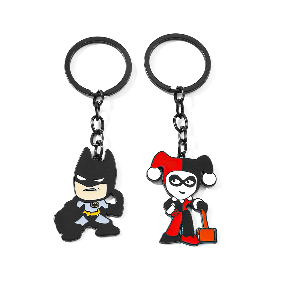 Carabiner Keychain - バットアニメーション周辺機器漫画キーホルダーハロウィンカーキーホルダー人形男の子誕生日プレゼント