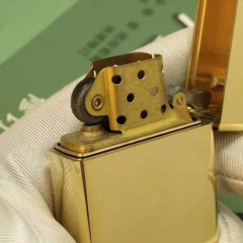 ZORRO 912S ヘビーデューティーアーマー真鍮/チタン - Lighter Insert Zippo のレビューと価格