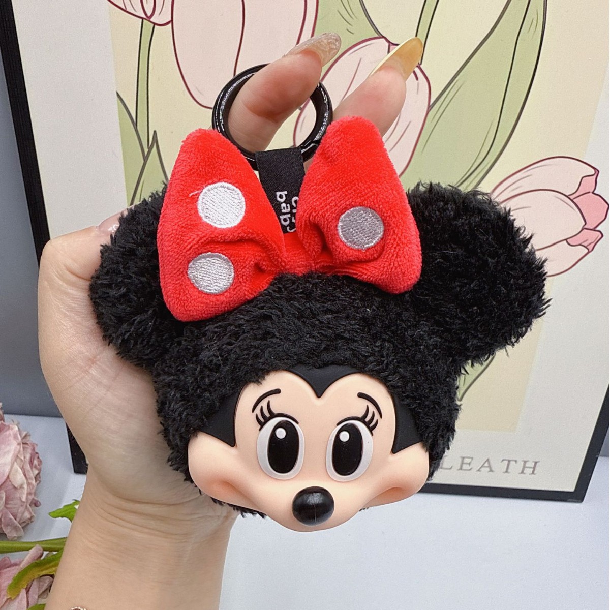 ミッキー ミニー ぬいぐるみ キーホルダー かわいいビニール - Carabiner Keychain のレビューと価格