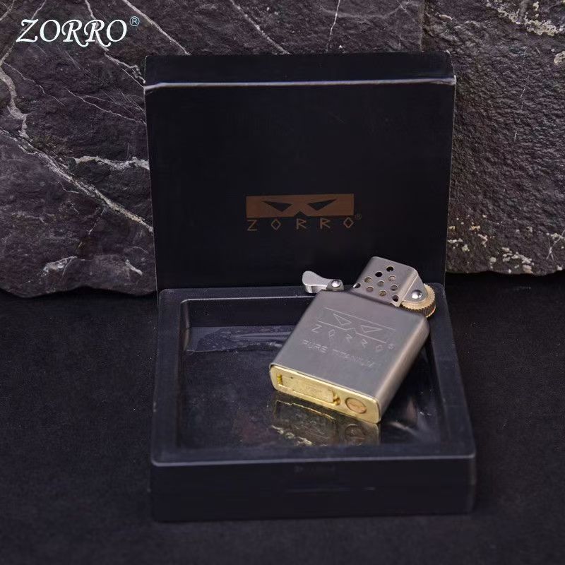 ZORRO チタンライナー、第二世代の密閉ムーブメント、従来 - Lighter Insert Zippo のレビューと価格